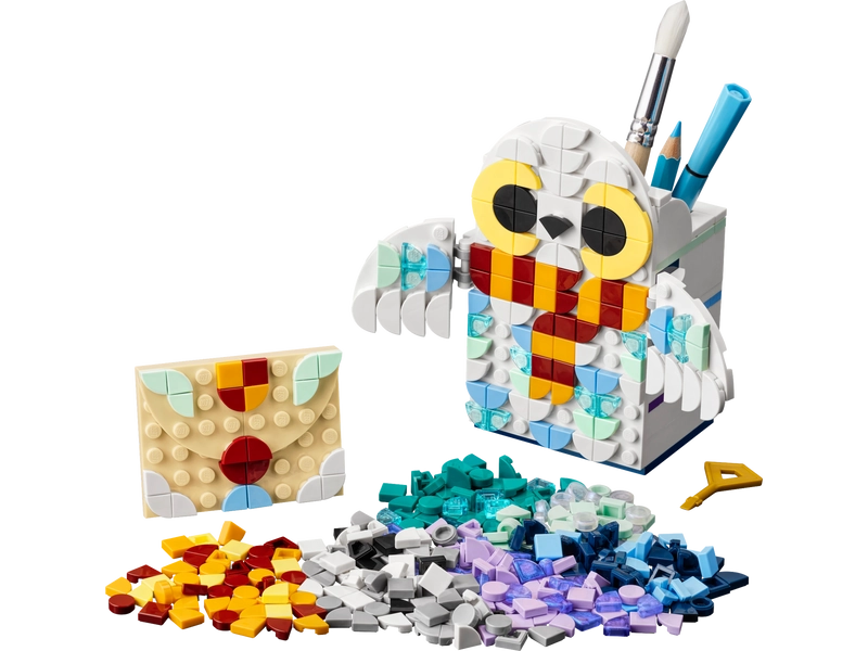 Hedwig™ Pencil Holder 41809 | Harry Potter™ | Buy online at the Official LEGO® Shop AU