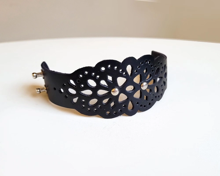 Leather lace bracelet, Black wide leather lace bracelet