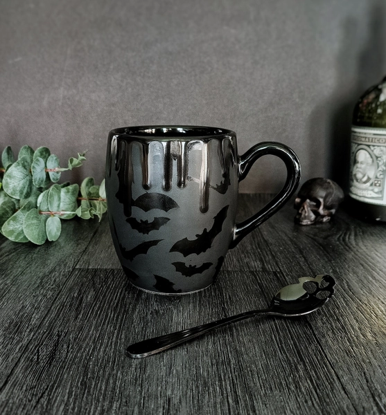 Gothic Bat Mug, Large Mugs, Matte Black Bats, Tea Coffee Lover, Xmas Present Cup, Unique Gift Ceramic, Macabre Death Dark, Barrell Mega Mug