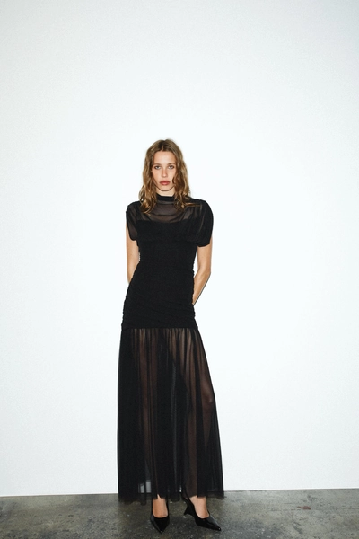 DRAPIERTES MIDI-KLEID MIT MATERIALKOMBINATION