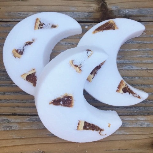 Blood Orange Moon Bath Bomb