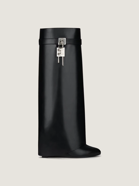 Shark Lock boots in leather