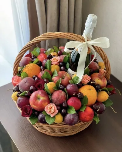 Fruit basket