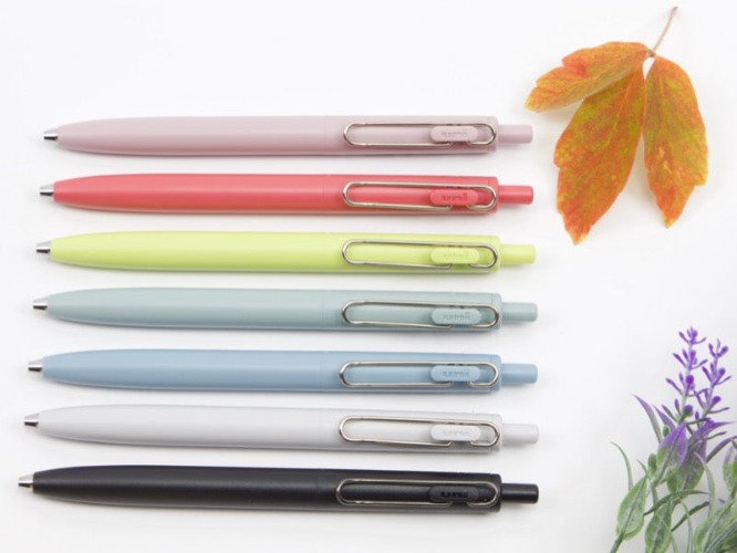 Uniball One Feel | Faded Pink (.38mm)