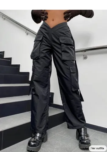 Street Vibes Tape Flap Pocket Side Cargo Parachute Pants | SHEIN USA