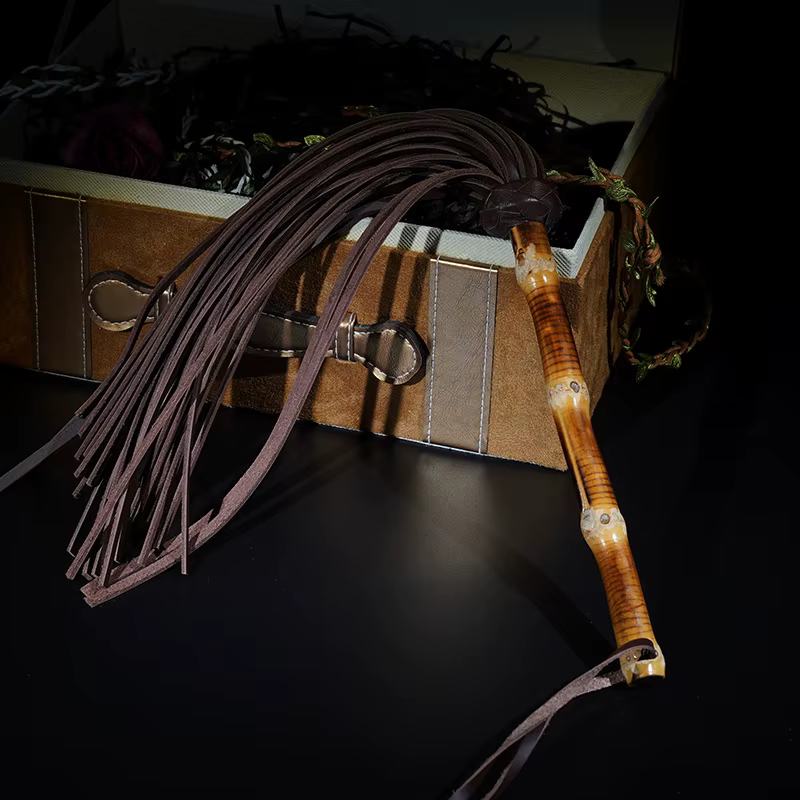 50cm Bamboo Handle Leather Flogger