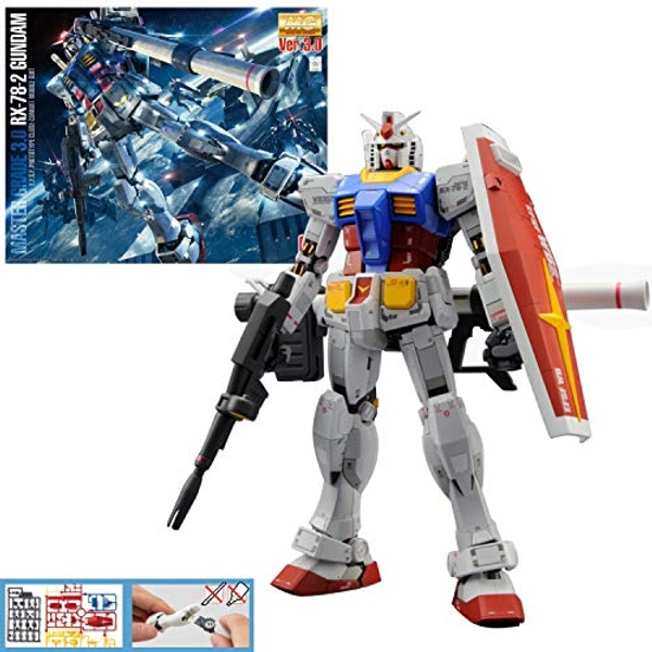 Bandai Hobby MG Gundam RX-78-2 Version 3.0 Action Figure Model Kit, 1:100 Scale