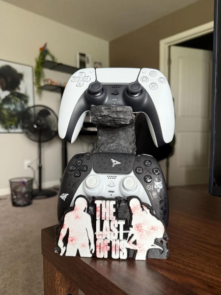 The Last Of Us - Controller Holder