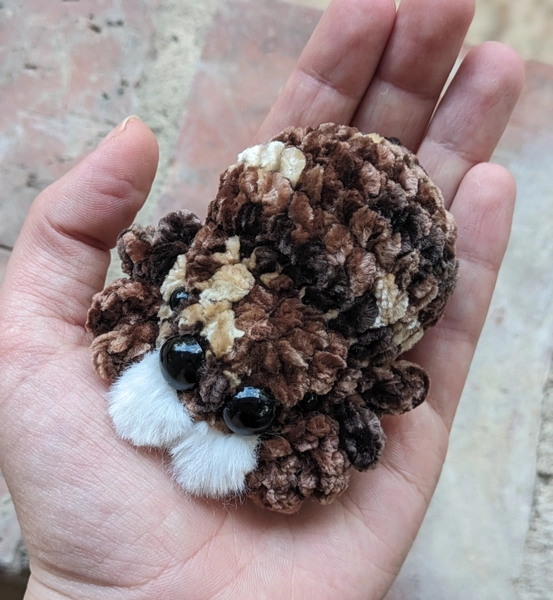 PHYSICAL ITEM Handmade Crochet Velvet Baby Spider