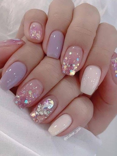 my delicate nails 💅