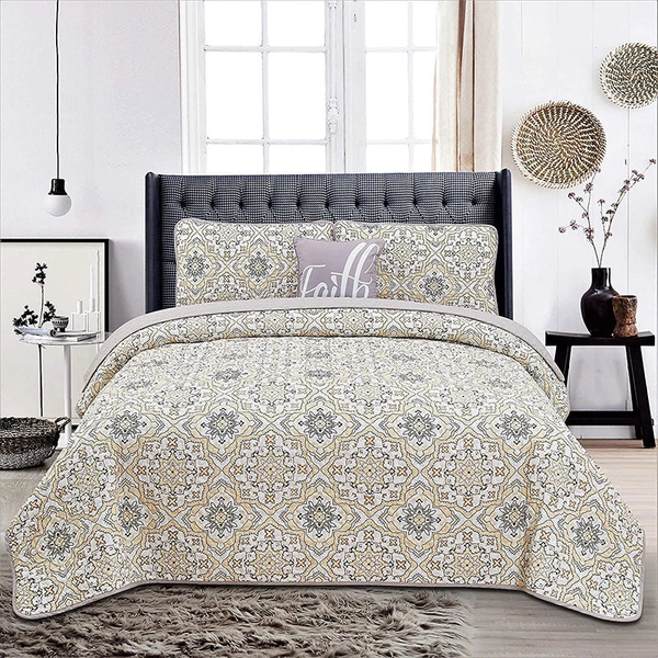 4-Piece Reversible Quilt Set