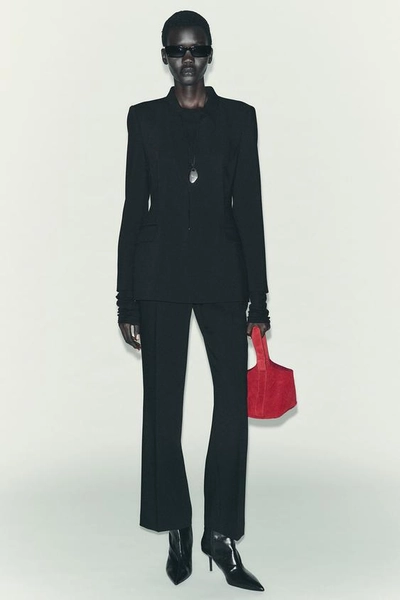 INVERTED LAPEL BLAZER