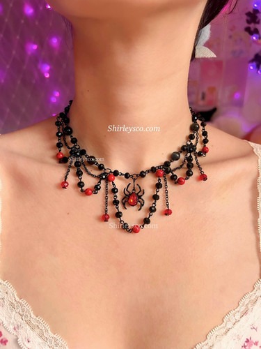 Spider necklace 