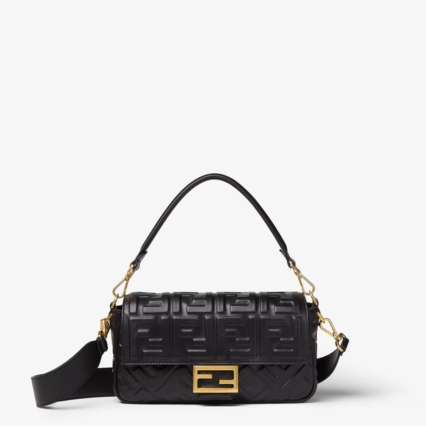 BaguetteBlack leather bag