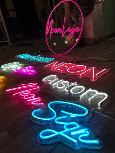 Custom Neon Sign| Neon Sign| Neon Sign Bedroom| Handmade Neon Sign| LED Neon Sign| Room Decor| Wall Decor