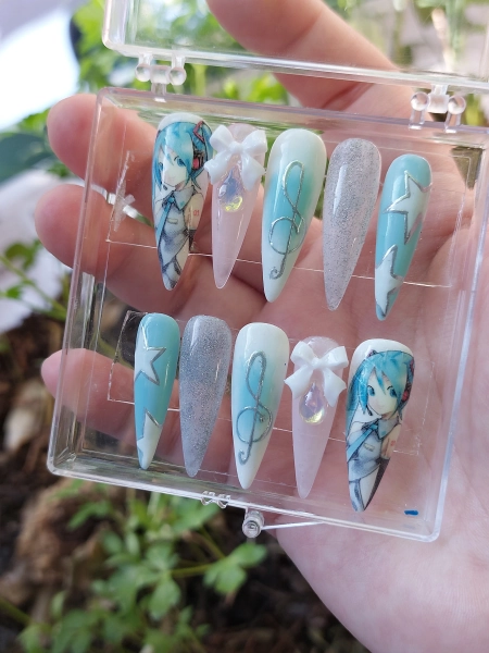 Hatsune Miku Press-on Nails