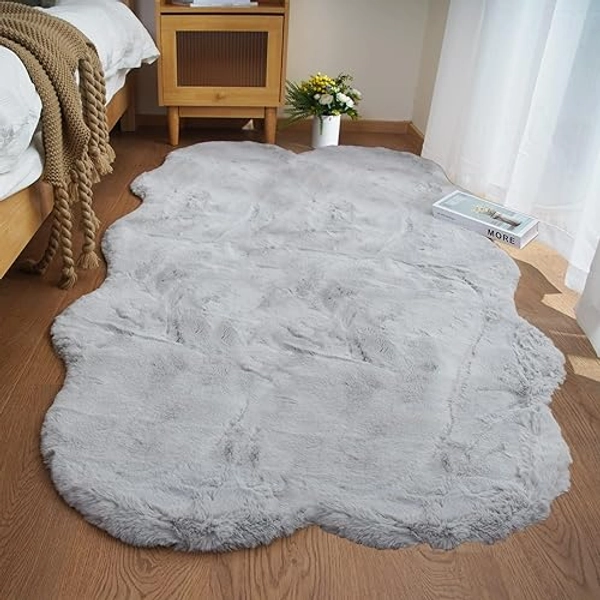 Ghouse Soft Faux Sheepskin Fur Rug 4x6 Feet Grey Fluffy Rug Bedside Rug Plush Rug Shag Nursery Rug Carpet Area Rug for Living Room Bedroom Playing Room Decor
