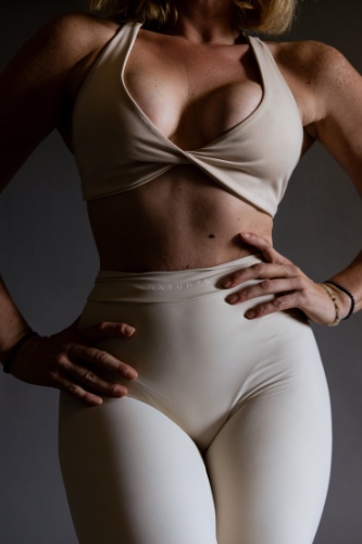 THE TWIST YOGA BRA | XS