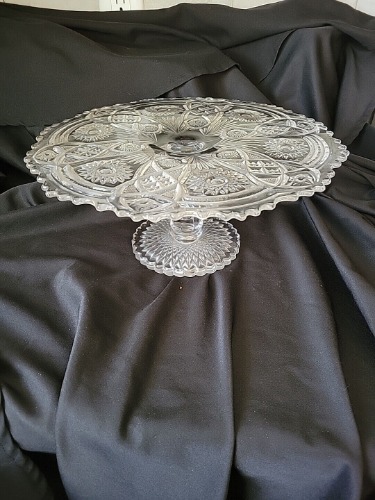 Vintage Imperial Glass Pedestal Wedding Cake Stand   EXCELLENT CONDITION