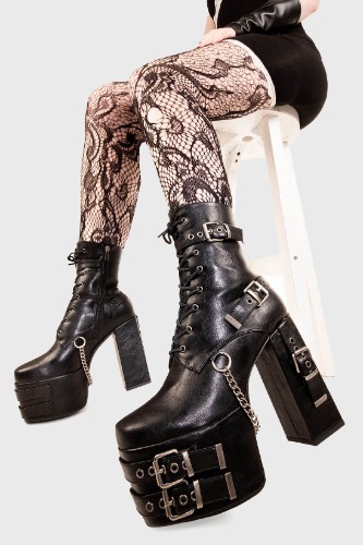 Diligence Chunky Platform Ankle Boots | US 6