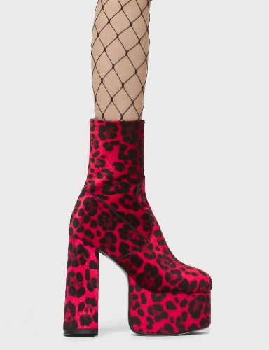 Adore You Platform Ankle Boots | US 6