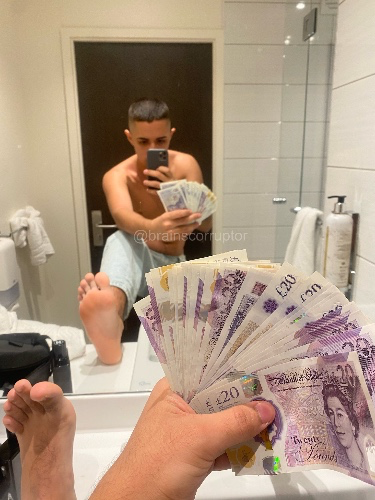 £100 gift