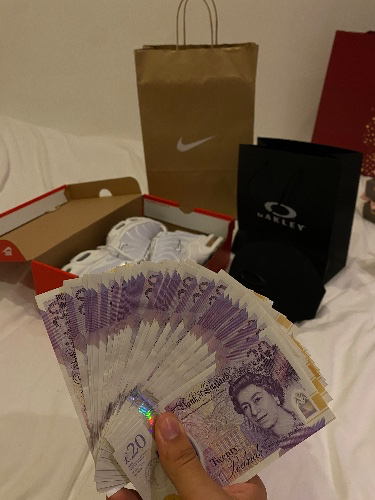 £1000 gift