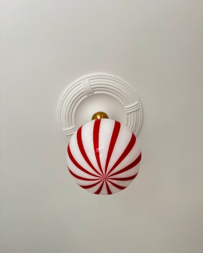 Murano red/white swirl lamp