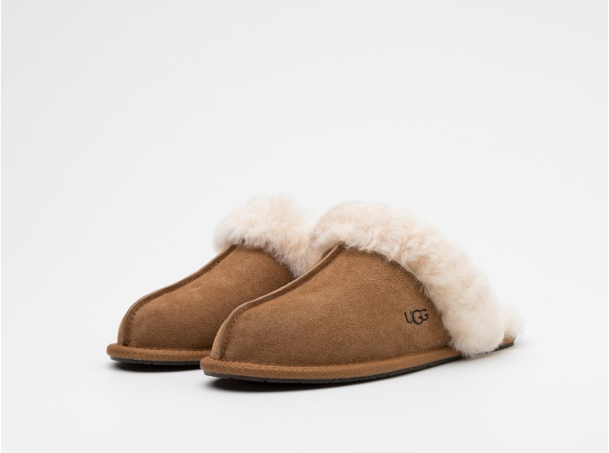 Ugg slippers
