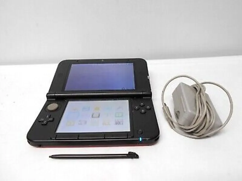 Nintendo 3DS XL 4GB Red Handheld System with stylus and charger free shipping  | eBay