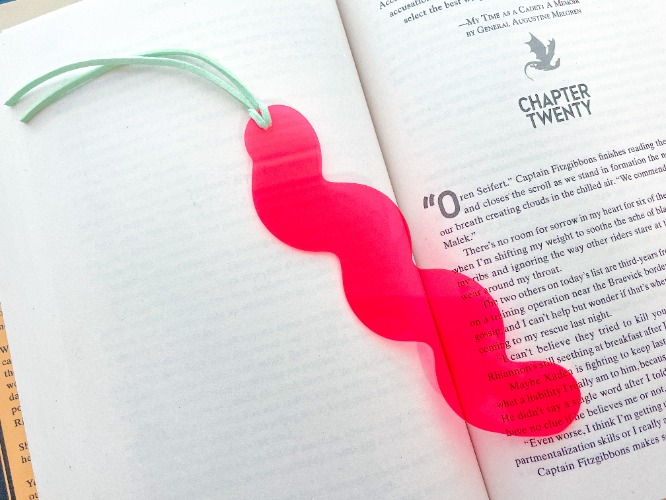 Bookworm Bookmark - Pink | Hot Pink