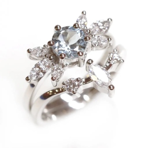 Zelda Azure 18KT Ring Set with Moissanite - 18k White Gold / 7