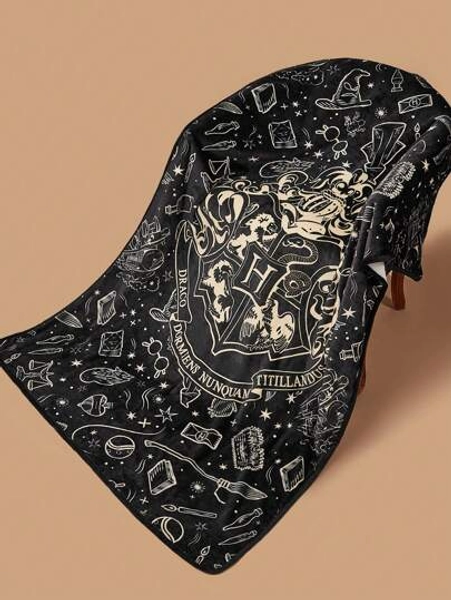 HARRY POTTER X SHEIN Hogwarts Beige Animal And Letter Print Sofa Blanket, Soft And Warm Gift