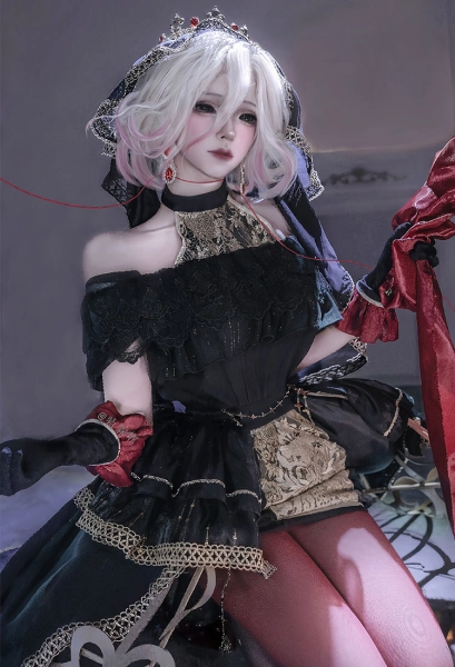 Identity V Mary Bloody Queen Cosplay Costume Black Dress Suit with Veil Pantyhose