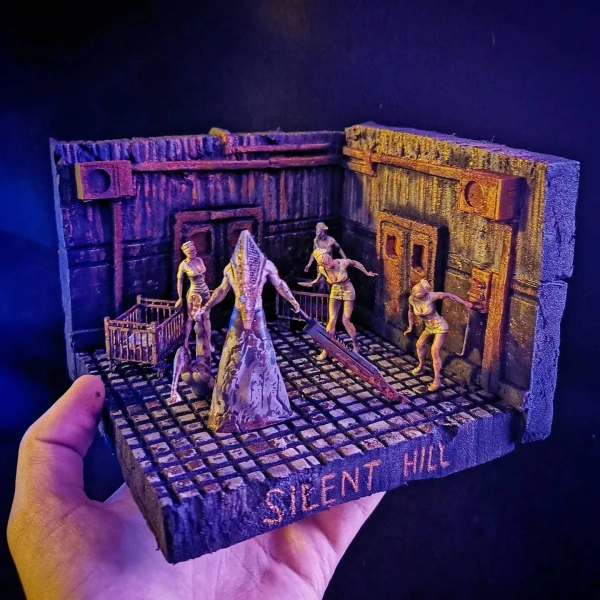 Silent Hill model, Konami, Pyramid Head, Silent Hill World