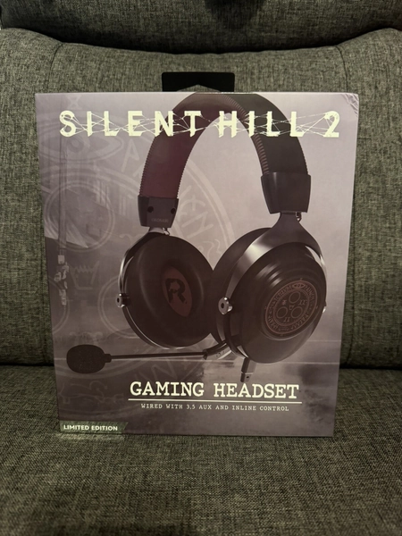 Silent Hill LIMITED EDITION Headset BRAND NEW Sealed! Fast Shipping!🔥📦✈<wbr/>️ Rare!