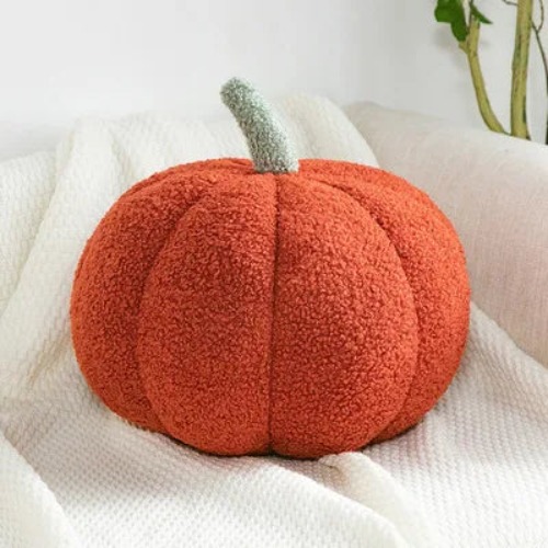 Cozy, Cute 3D Pumpkin Throw - Brown / 20cm