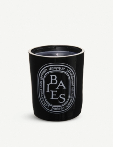 Baies Noir scented candle 300g