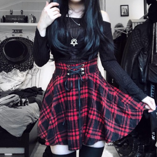 Alternative Goth 'Army of Darkness' Grunge Black and Red Lace Up Plaid Skirt - red / M