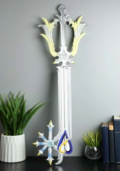 Kingdom Hearts Oathkeeper Keyblade Costume Prop 