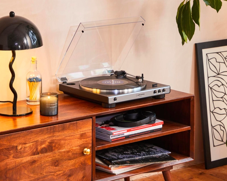 ATLP60XBT Bluetooth Stereo Turntable