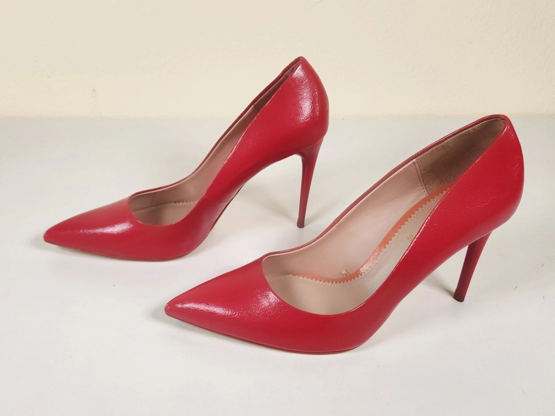 Zara Red Pumps