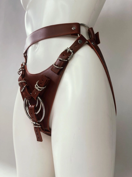 READY-TO-WEAR strap on harness / High-waisted belt dildo in genuine or vegan faux leather (unisex)
