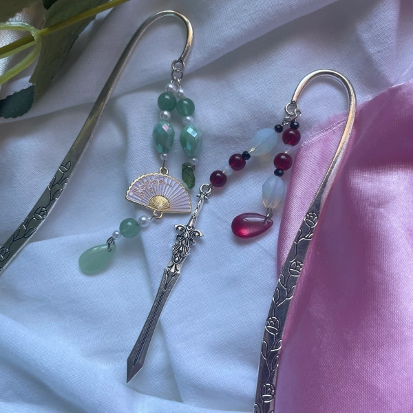 The Scum Villain’s Self-Saving System | METAL BOOKMARK, Luo Binghe, Shen Qingqiu, leaves, fan, sword