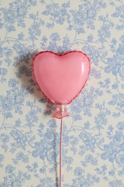 Mylar Heart Balloon Shape Resin Sconce