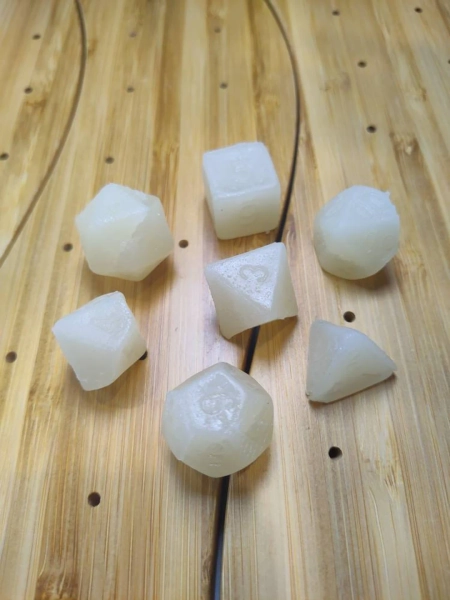Frozen Lemonade Candy Dice, Kohakutou Gummies, Dungeons and Dragons, Roll for Initiative, Edible Polyhedral Dice Set, Roleplay DND - Etsy Egypt