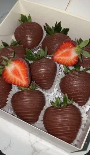 chocolate covered strawberries