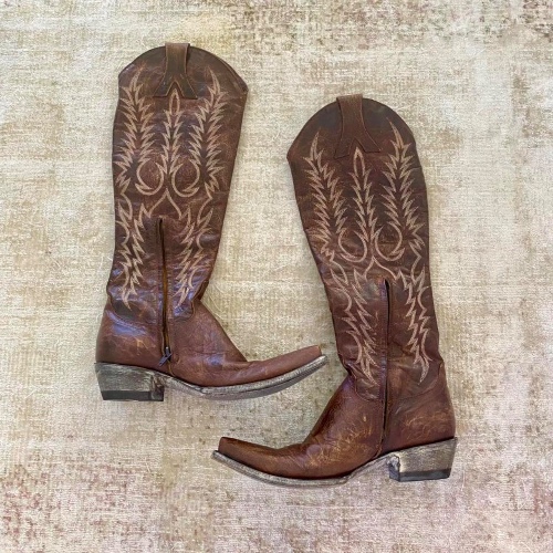 OLD GRINGO BROWN MAYRA COWBOY BOOTS!!!!🤠✨💫⚡️☁️🤎
SIZE:...
