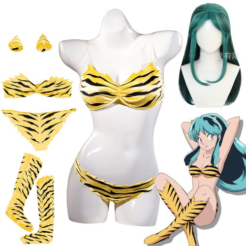 Invader Lum cosplay