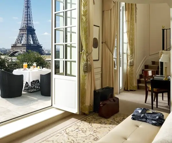 Luxury 5 Star Hotel in Paris | Shangri-La